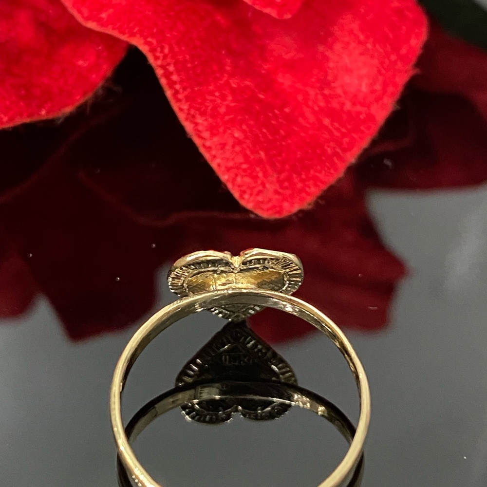 10K Yellow Gold Single Band Nugget Heart Ring - Picture 5 of 8